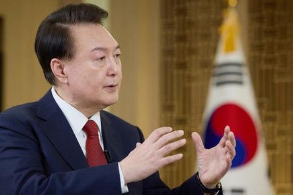 尹光雄称赞岸田文雄是“诚实的领导人”